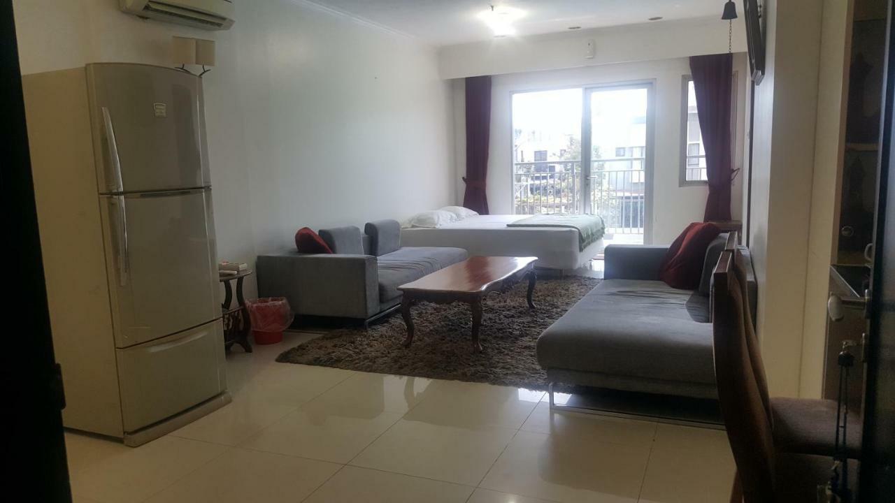 Sudirman Thamrin 87M Pool View Apartment Jakarta Luaran gambar